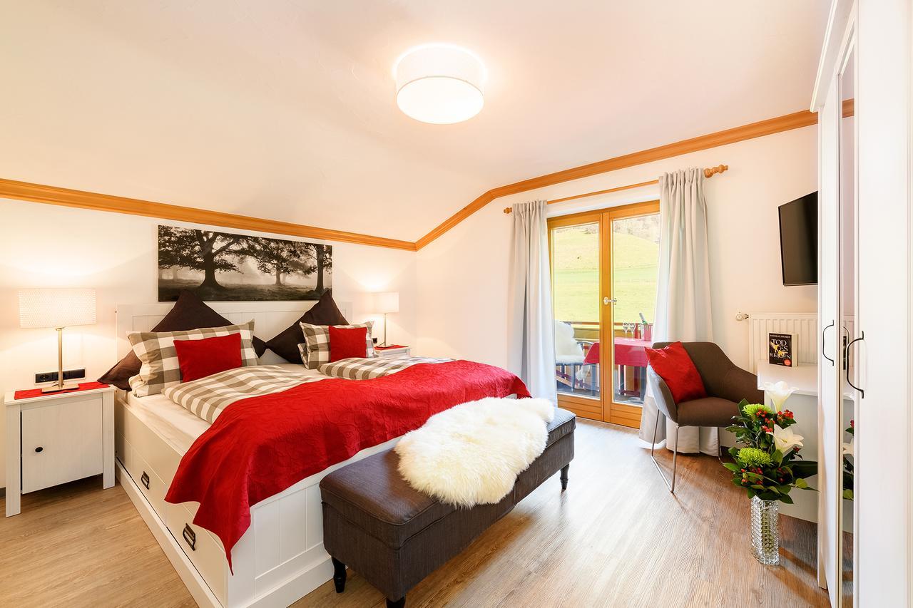 "Haus Berktold" - Annehmlichkeiten Von 4-Sterne Familien-Und Wellnesshotel Viktoria Koennen Mitbenutzt Werden オーベルストドルフ エクステリア 写真