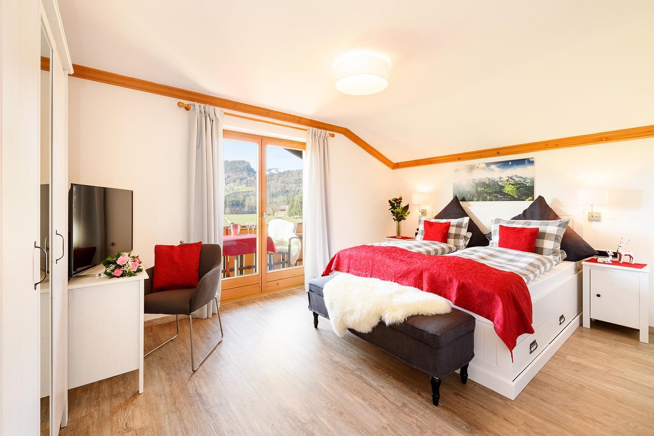 "Haus Berktold" - Annehmlichkeiten Von 4-Sterne Familien-Und Wellnesshotel Viktoria Koennen Mitbenutzt Werden オーベルストドルフ エクステリア 写真